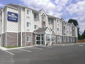 Microtel Inn & Suites By Wyndham Binghamton Bagian luar foto