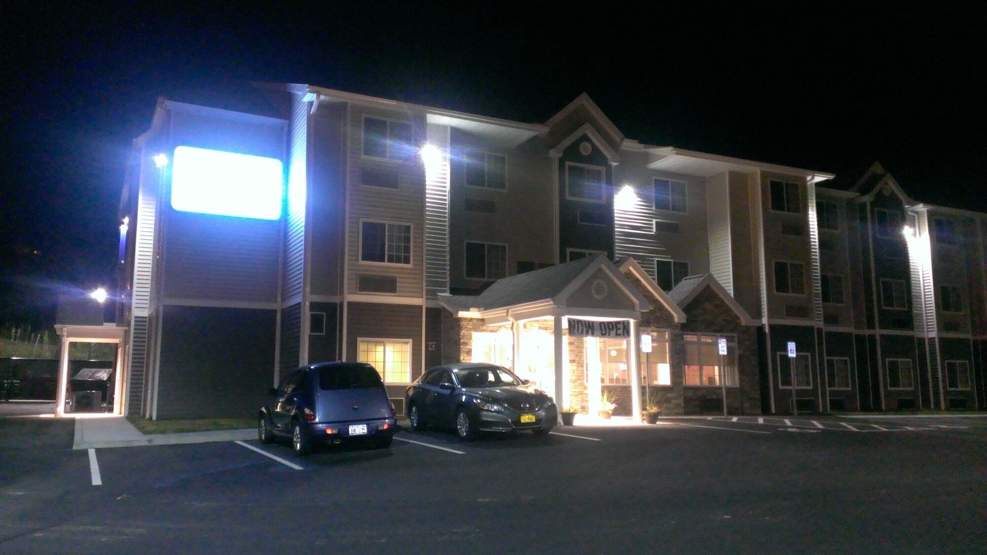 Microtel Inn & Suites By Wyndham Binghamton Bagian luar foto